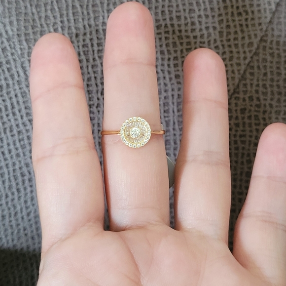 Rachel Zoe Dainty Gold💛 Disc📀 Ring💍 - NWT - Picture 3 of 16